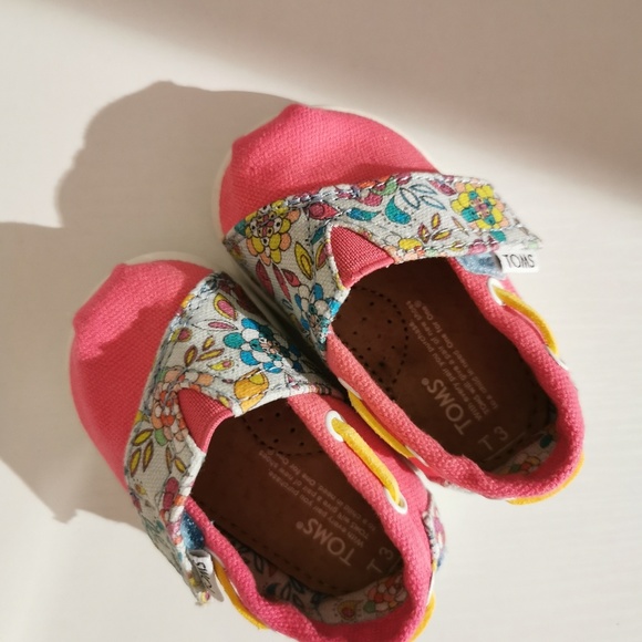 Meet your Posher, Nadia - Picture 1 of 1